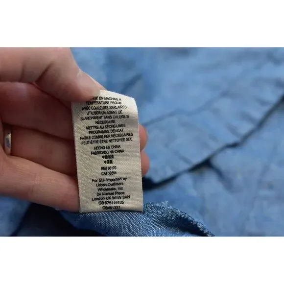 Free People Blue Cotton Linen Blend Show Some Shoulder Chambray Top Womens S - Picture 7 of 7